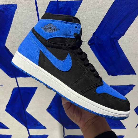 Nike Air Jordan 1 High Royal Reimagined Black Royal Blue DZ5485-042 size 8 - 14 - Picture 3 of 10